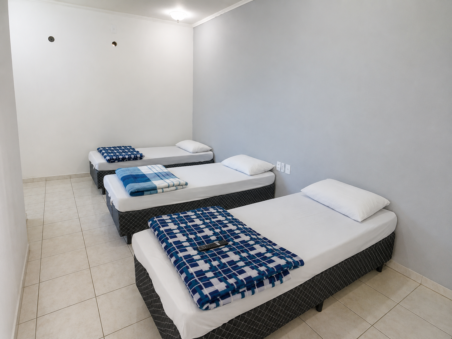 Quarto triplo econômico da Pousada do Trabalhador